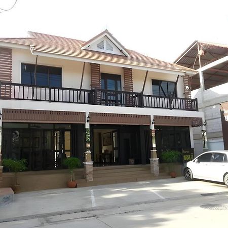 נאן Ponburi Hotel מראה חיצוני תמונה