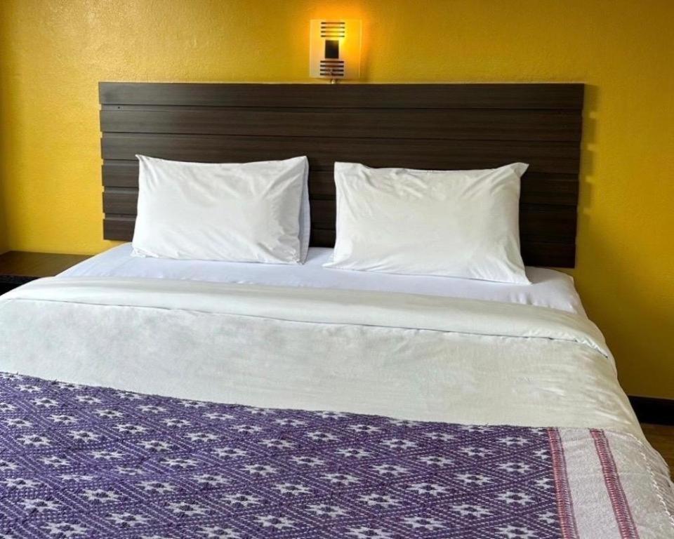 נאן Ponburi Hotel מראה חיצוני תמונה
