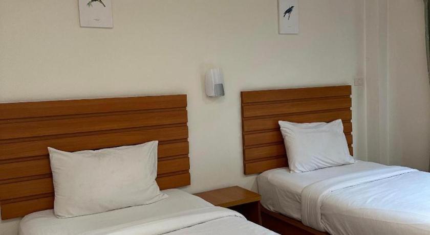 נאן Ponburi Hotel מראה חיצוני תמונה