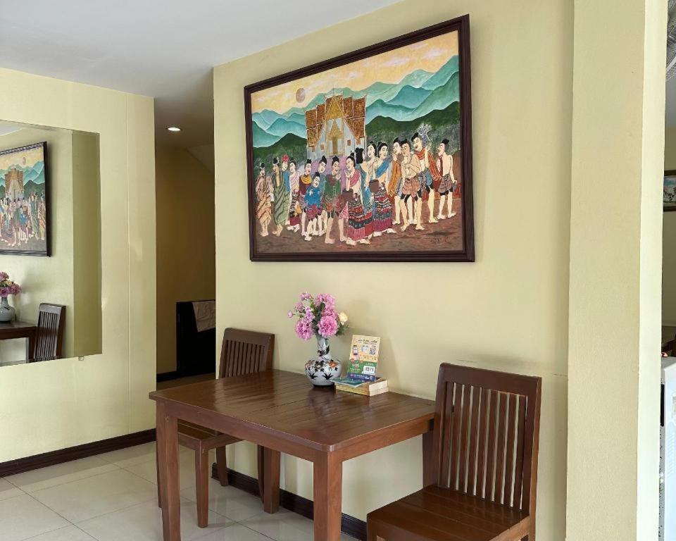 נאן Ponburi Hotel מראה חיצוני תמונה
