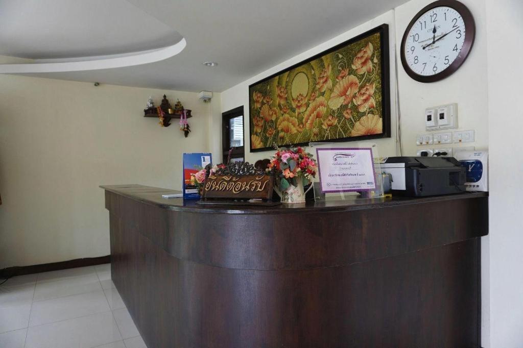 נאן Ponburi Hotel מראה חיצוני תמונה