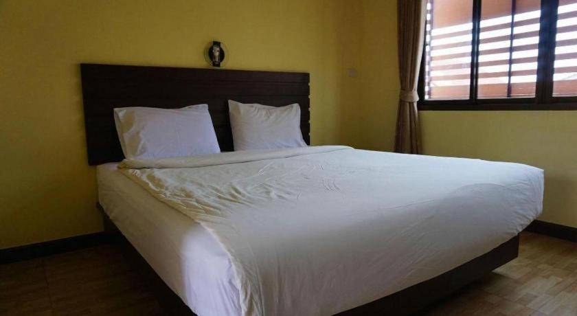 נאן Ponburi Hotel מראה חיצוני תמונה