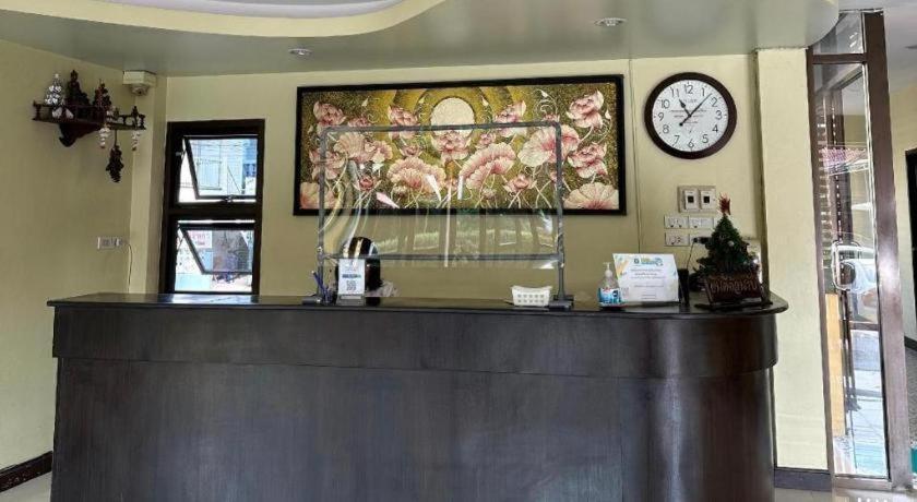 נאן Ponburi Hotel מראה חיצוני תמונה