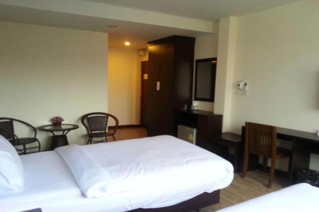 נאן Ponburi Hotel מראה חיצוני תמונה