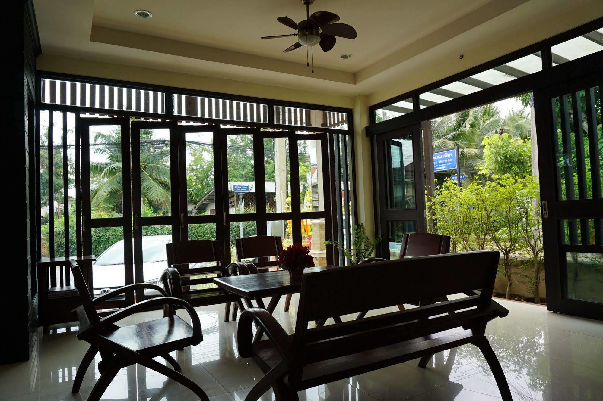 נאן Ponburi Hotel מראה חיצוני תמונה